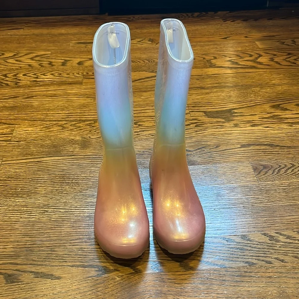 Cat And Jack Little Girls Rainbow Rain Boots